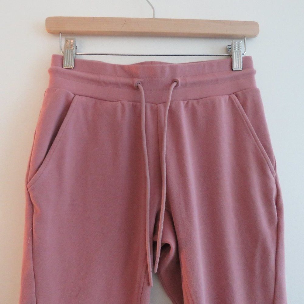 ALPHALETE Identity Joggers in Cranberry Ice Pink - Size S - Picture 4 of 16